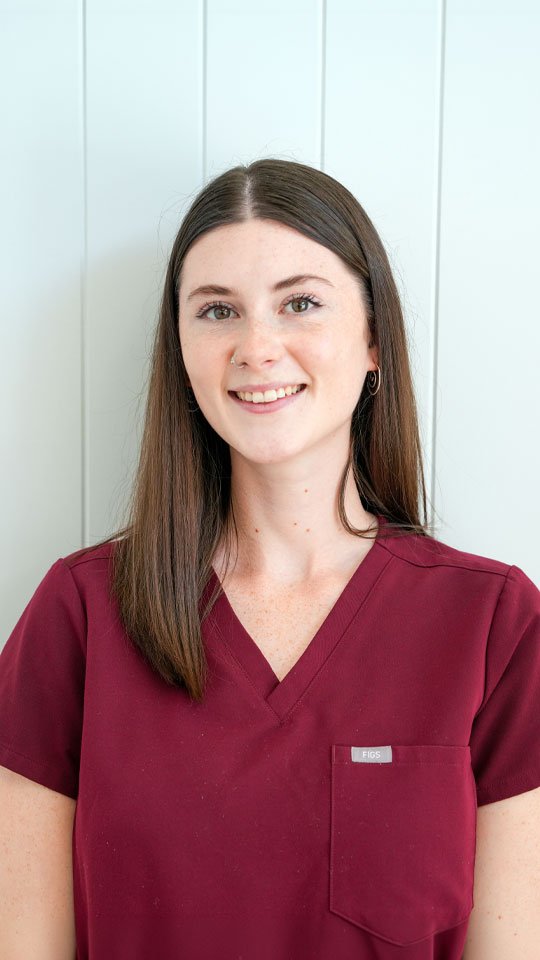 Emma - Dental Assistant